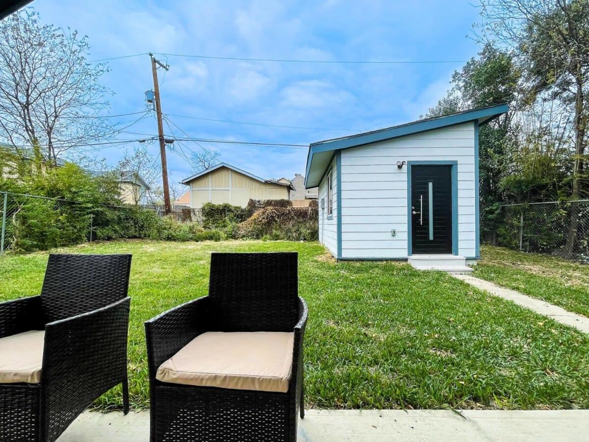 Mainhouse-mins To Downtown Serene At Santa Monica * San Antonio