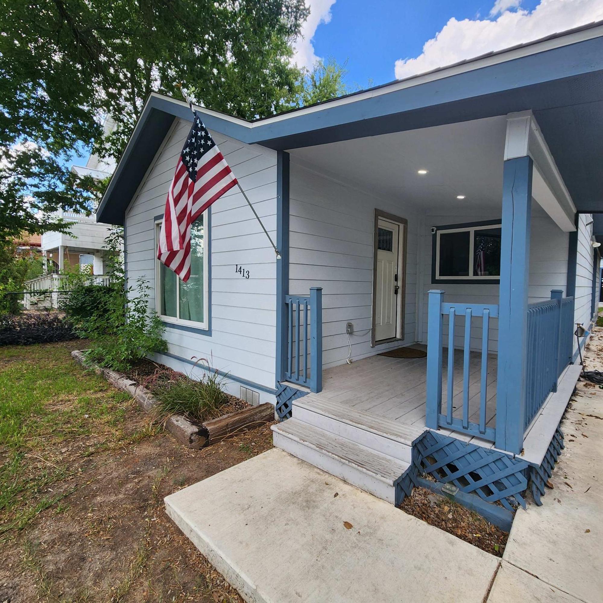 Holiday home Mainhouse-mins To Downtown Serene At Santa Monica San Antonio